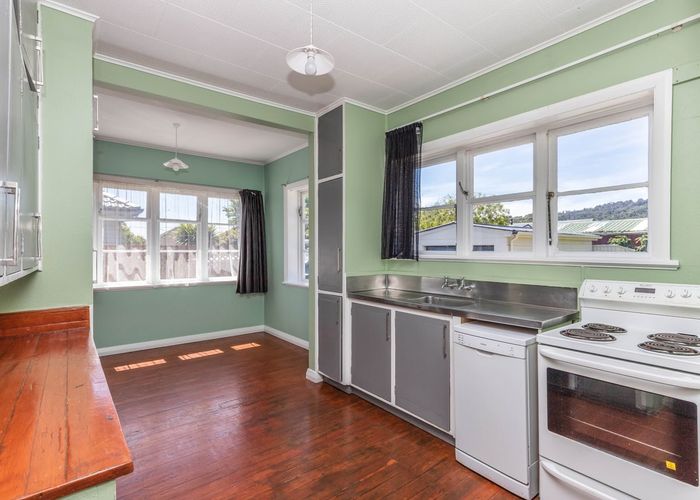  at 9 Kerr Avenue, Cobden, Greymouth