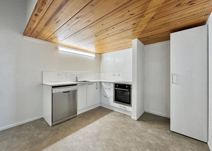  at 1/70A Tawa Road, One Tree Hill, Auckland City, Auckland