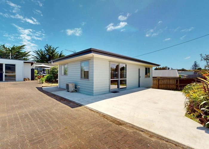  at 95 Kahukura Avenue, Waitarere Beach, Horowhenua, Manawatu / Whanganui