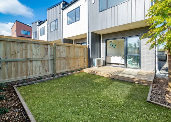  at 5/644 Te Atatu Road, Te Atatu Peninsula, Waitakere City, Auckland