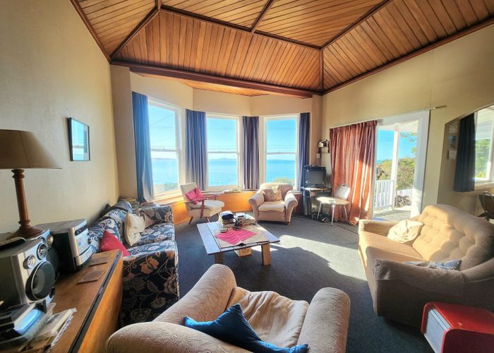  at 18 Haven Street, Moeraki
