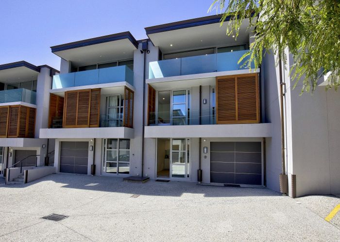  at 4/60 Hallenstein Street, Town Centre, Queenstown-Lakes, Otago