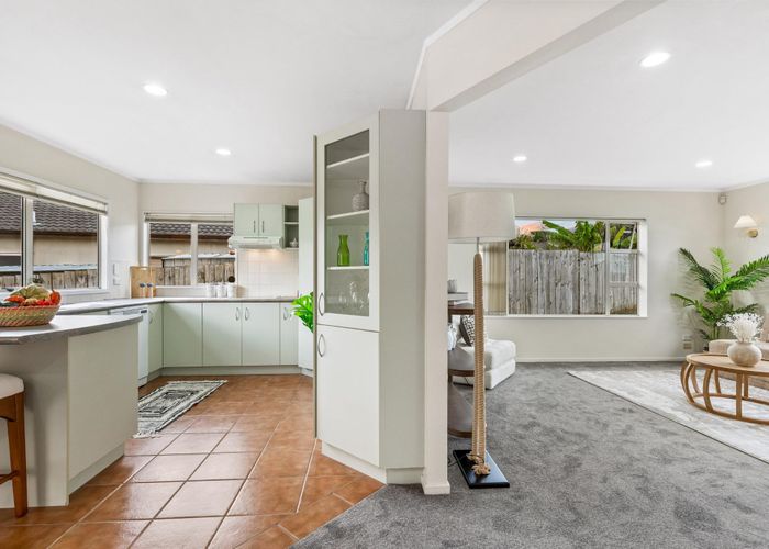  at 13 Ginders Drive, Massey, Waitakere City, Auckland