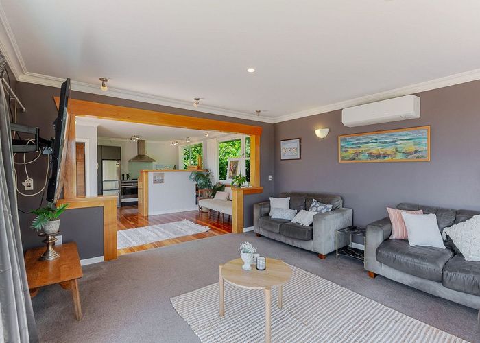  at 11 Acheron Road, Paremata, Porirua, Wellington