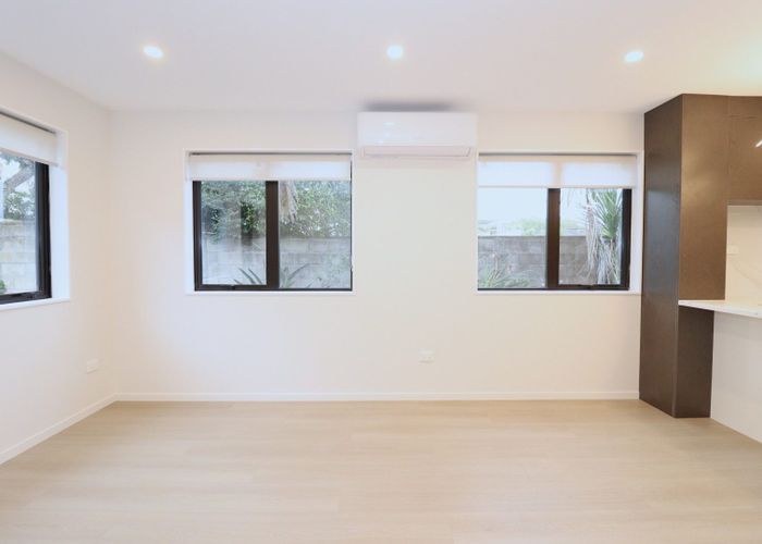  at 14 Gulf Crest, Bucklands Beach, Auckland