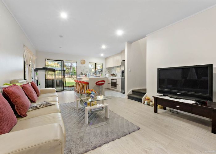  at 19/8 Margan Avenue, New Lynn, Auckland