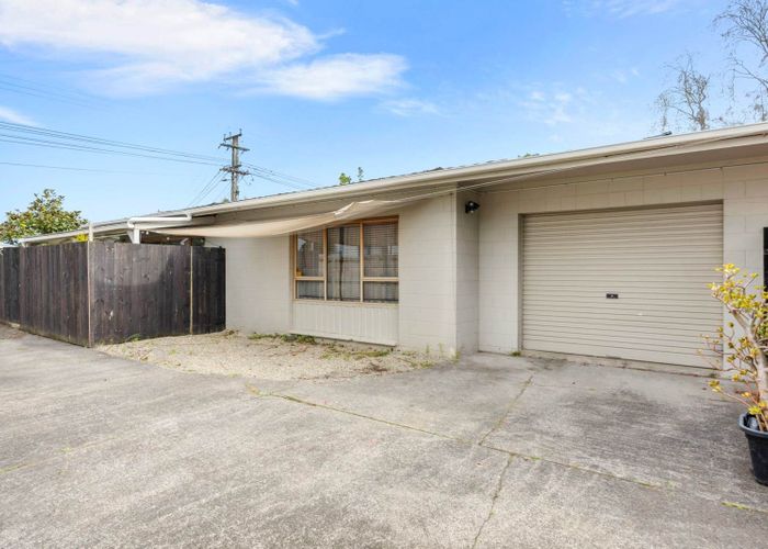  at 1/312 Royal Road, Massey, Waitakere City, Auckland