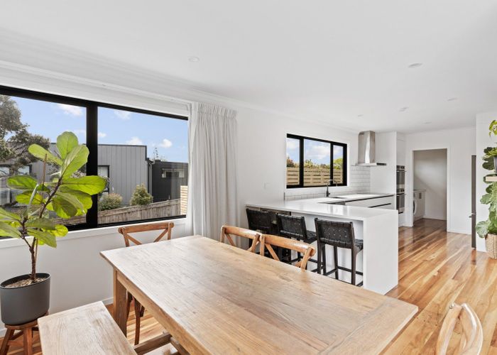  at 30 Waiwaka Terrace, Strandon, New Plymouth