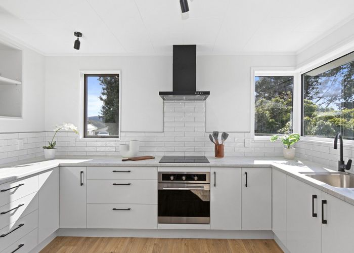  at 201 Holborn Drive, Stokes Valley, Lower Hutt, Wellington