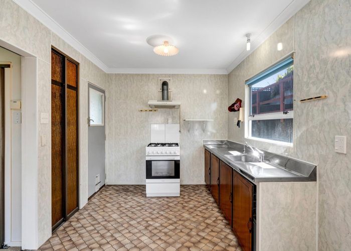  at 3 Rospeath Crescent, Spotswood, New Plymouth