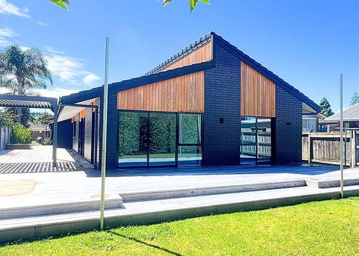  at 18 Manly Park Avenue, Manly, Whangaparaoa