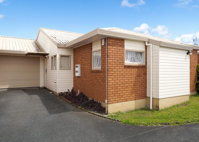  at 25 Pomaria Road, Henderson, Waitakere City, Auckland