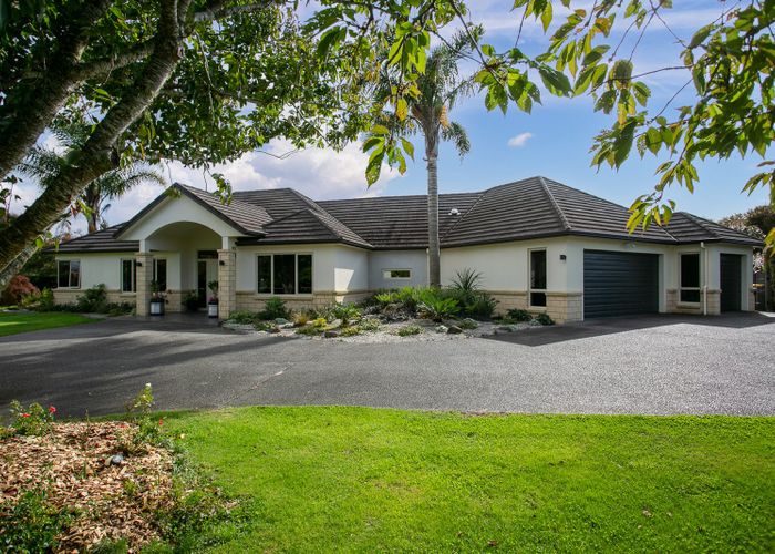  at 184 The Oaks Drive, Leamington, Cambridge