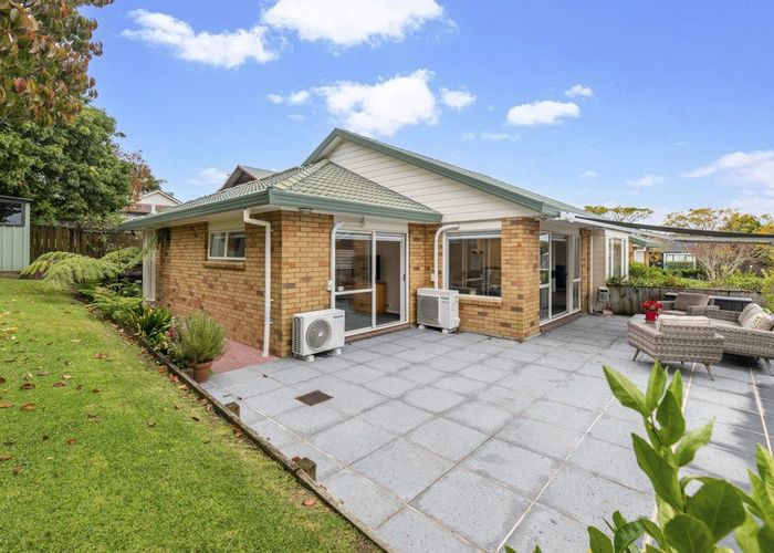  at 6 Perendale Close, Somerville, Manukau City, Auckland