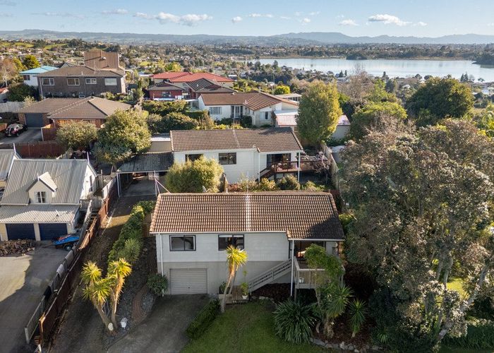  at 32a Ranginui Road, Welcome Bay, Tauranga, Bay Of Plenty