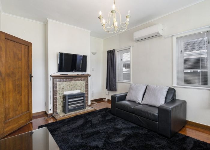  at 162 Cook Street, West End, Palmerston North