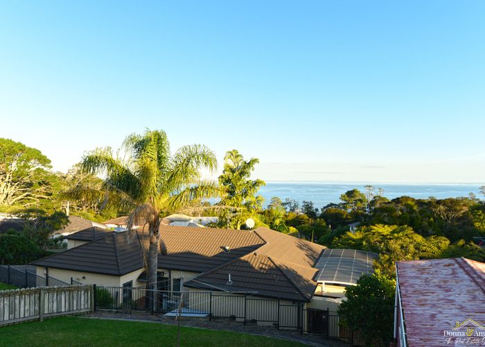  at 3 Gill Crescent, Blockhouse Bay, Auckland City, Auckland
