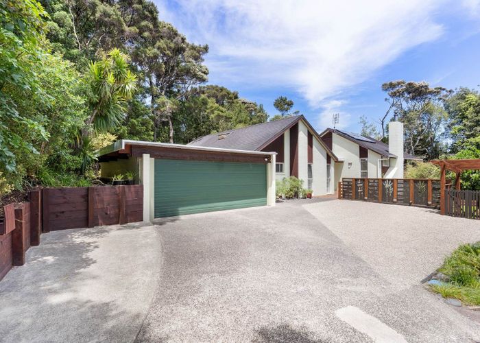  at 14 Langstone Place, Chatswood, North Shore City, Auckland