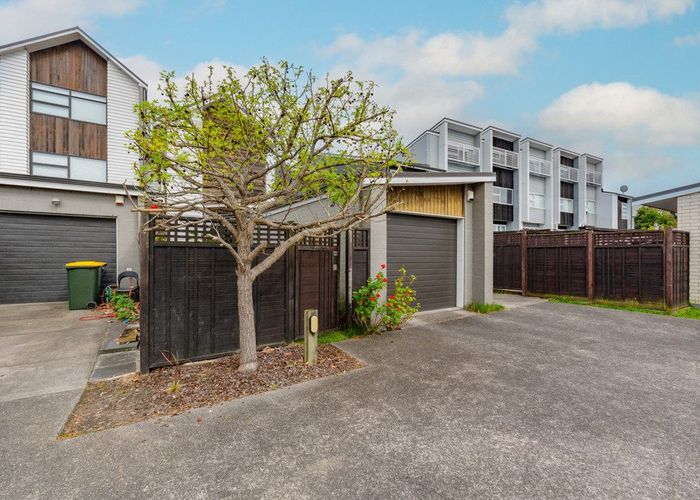  at 26 Squadron Drive, Hobsonville, Waitakere City, Auckland
