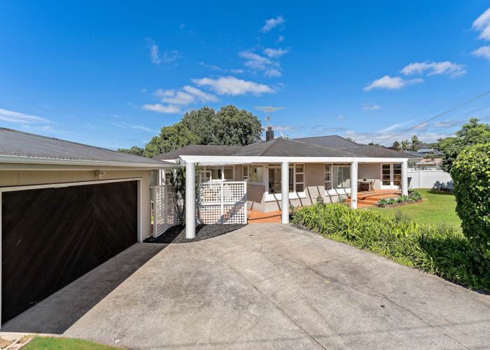  at 33 Covil Avenue, Te Atatu South, Auckland