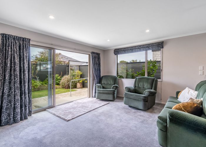  at 42 Catherine Street, Windsor, Invercargill