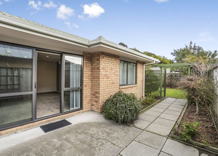  at 8 Banksiana Street, Trentham, Upper Hutt, Wellington