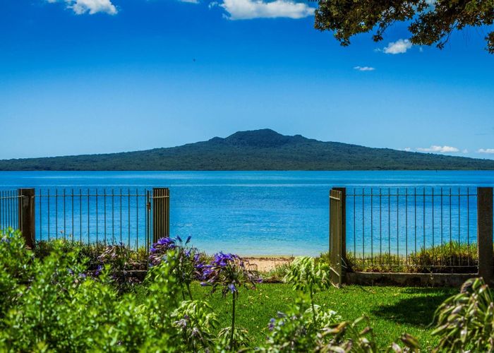  at 30 Oxford Terrace, Devonport, North Shore City, Auckland
