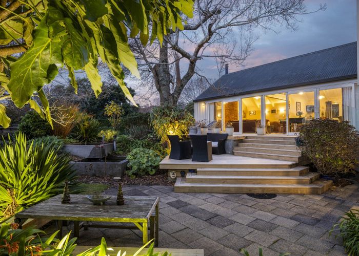  at 38 Plympton Street, Brooklands, New Plymouth, Taranaki
