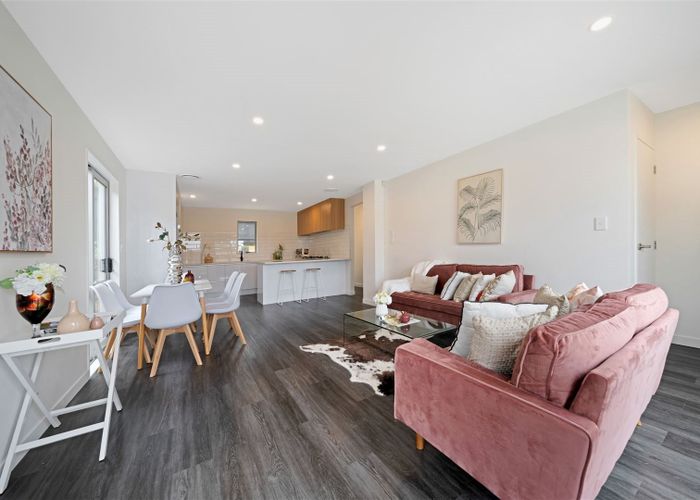  at 70E Connell Street, Blockhouse Bay, Auckland