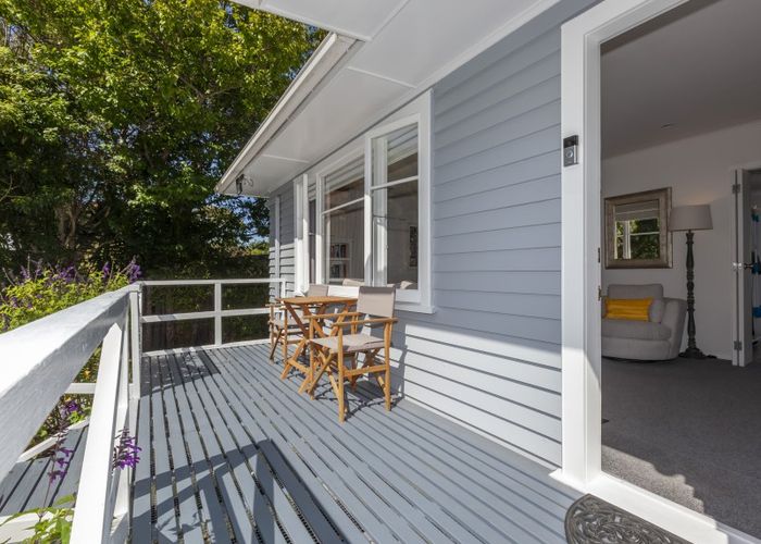  at 190 Main Road South, Raumati South, Paraparaumu