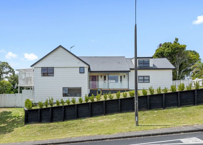  at 32 Danbury Drive, Torbay, Auckland