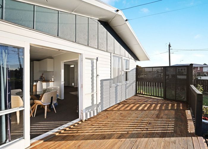  at 2 Mabian Crescent, Deanwell, Hamilton, Waikato