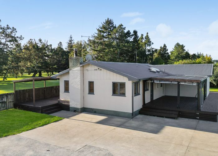  at 2 Store Road, Whatawhata