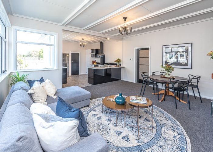  at 8 Mason Terrace, Gonville, Whanganui