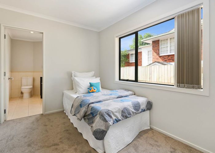  at 271D Manukau Road, Epsom, Auckland