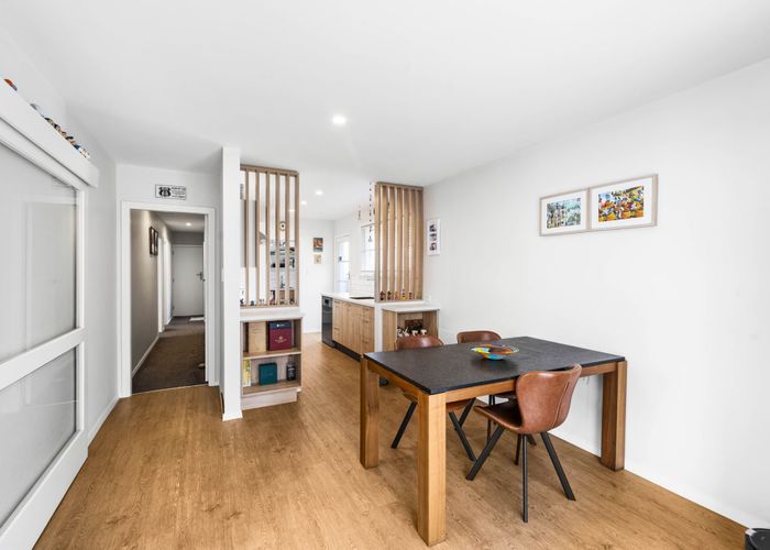  at 2/385 Withells Road, Avonhead, Christchurch City, Canterbury