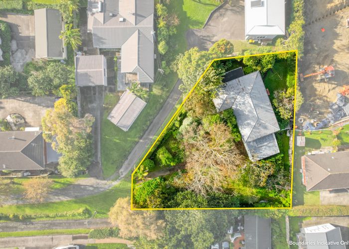  at 12 Gordon Avenue, Milford, Auckland