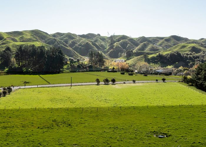  at 7 Maungakotukutuku Road, Paraparaumu, Kapiti Coast, Wellington