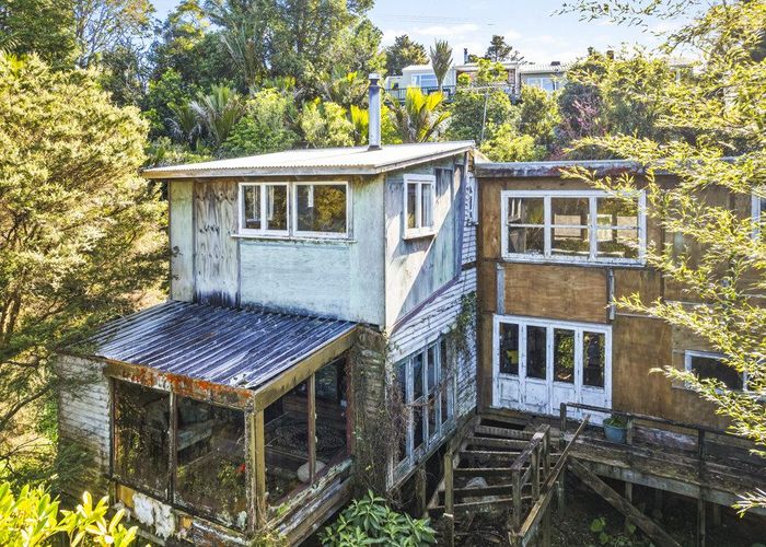  at 620 South Titirangi Road, Titirangi, Waitakere City, Auckland