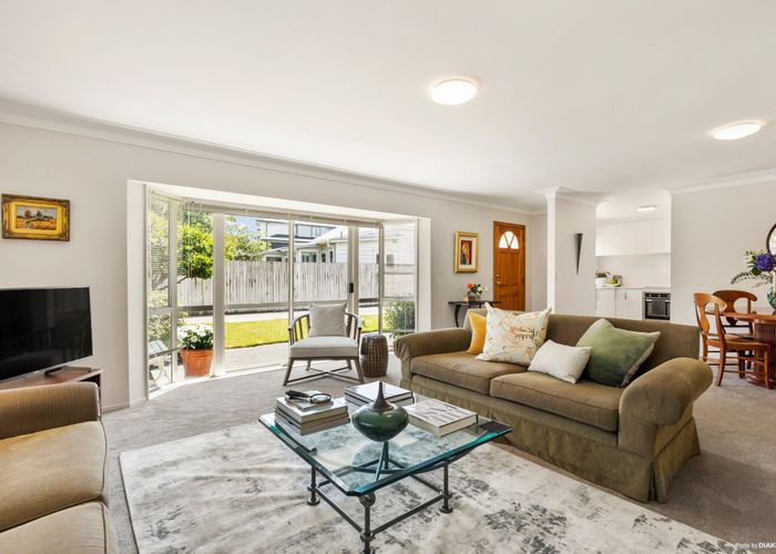  at 1/843 Manukau Road, Royal Oak, Auckland
