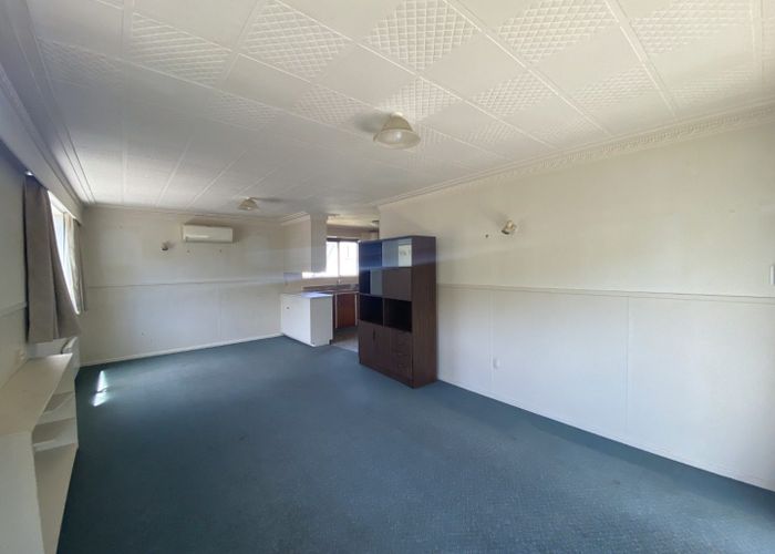  at 8B Carnarvon Street, Belleknowes, Dunedin, Otago