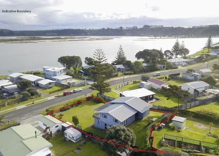  at 667 Pukehina Parade, Te Puke