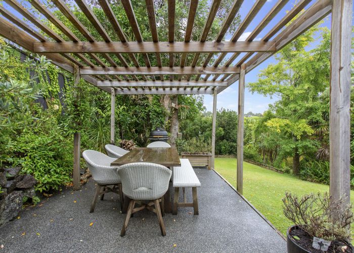  at 53 West Lynn Road, Titirangi, Auckland