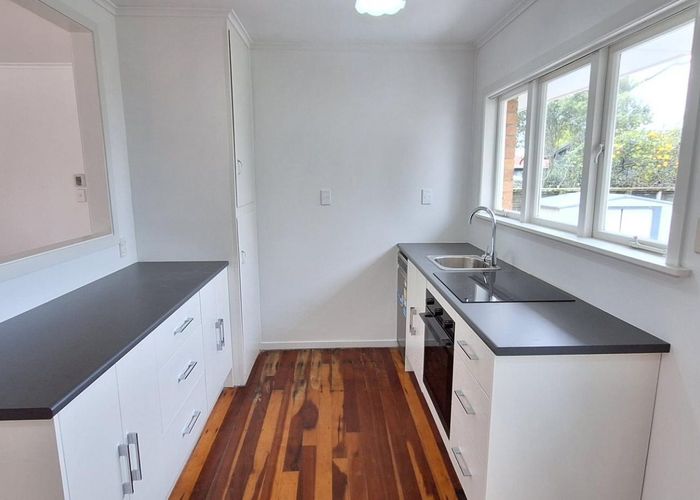  at 5 Middlesex Road, Waterview, Auckland City, Auckland