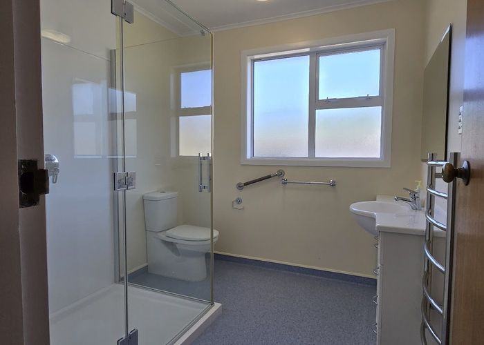  at 4 Westview Grove, Miramar, Wellington, Wellington