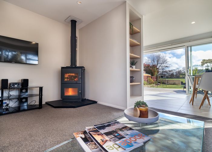  at 8 Prisk Place, Hillsborough, Christchurch