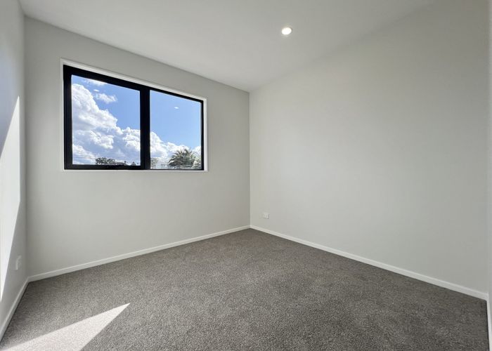  at Lot 1/8 Clutha Crescent, Clover Park, Manukau City, Auckland