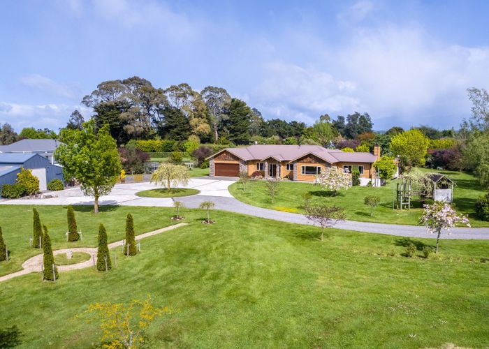  at 76E Willow Park Drive, Masterton