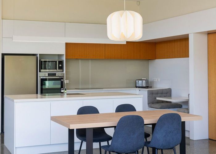  at 28 Parkdale Road, Mount Albert, Auckland