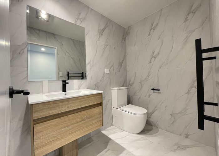  at 6c Aralia Road, Sunnynook, North Shore City, Auckland